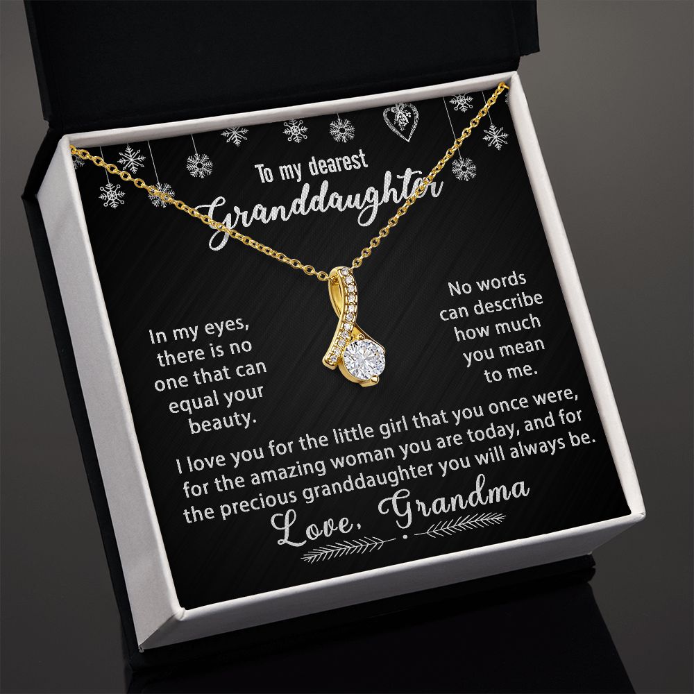 To My Granddaughter Necklace Gift - In my eyes - Alluring Beauty #e168