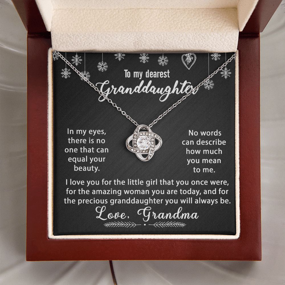 To My Granddaughter Necklace Gift - In my eyes - Love Knot #e166